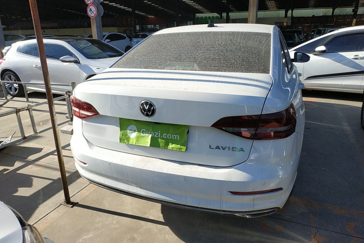 大众 朗逸 2022款 1.5L 自动舒适版车身外观6