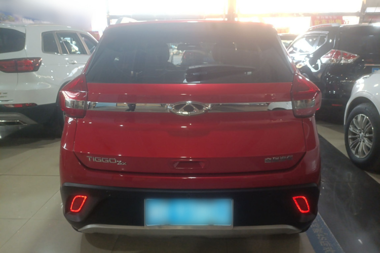 奇瑞 瑞虎3X 2018款 1.5L 自动精英版车身外观6