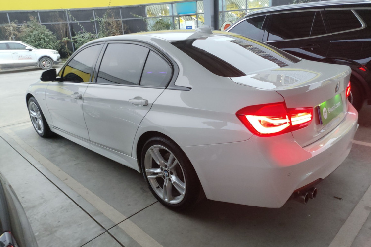 宝马3系 2018款 320Li 领先型M运动套装车身外观6003
