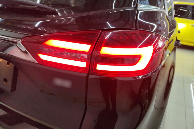 吉利汽车 博越 2020款 1.8TD DCT两驱智联型4G互联版车身外观6006