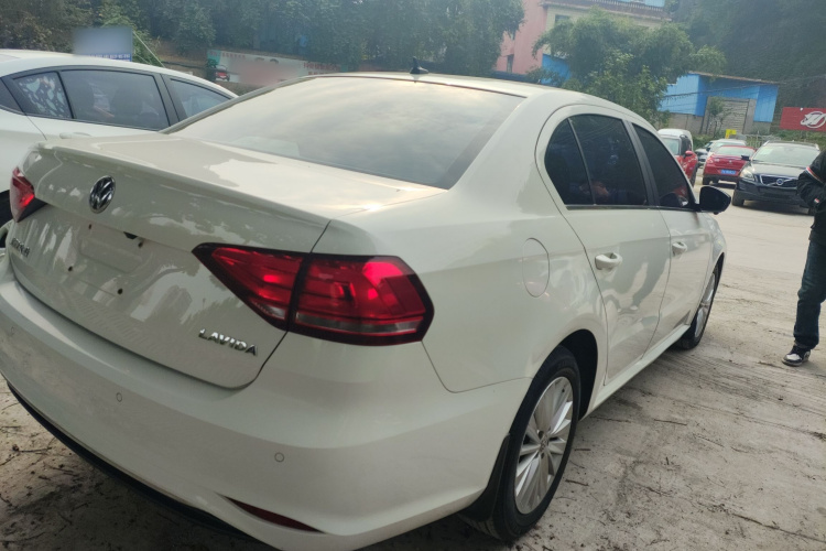 大众 2019款 朗逸启航 1.5L 手动舒适版 国VI车身外观7