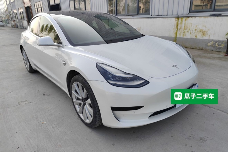 特斯拉 Model 3 2019款 标准续航后驱升级版车身外观3