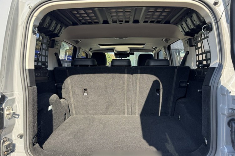 坦克300 2021款 越野版 2.0T 挑战者局部细节23