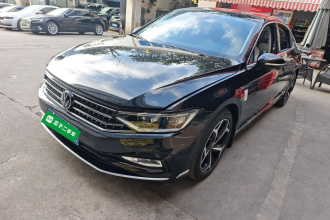 大众 迈腾 2023款 200万辆纪念版 330TSI DSG豪华型