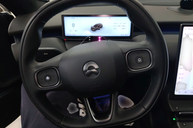 蔚来ET5T 2023款 75kWh Touring中控内饰13