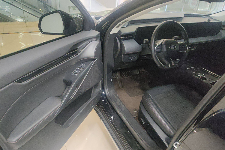 福特 蒙迪欧 2023款 EcoBoost 180 豪华型中控内饰7002