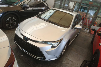 丰田 雷凌 2019款 双擎 1.8H E-CVT豪华版 国VI