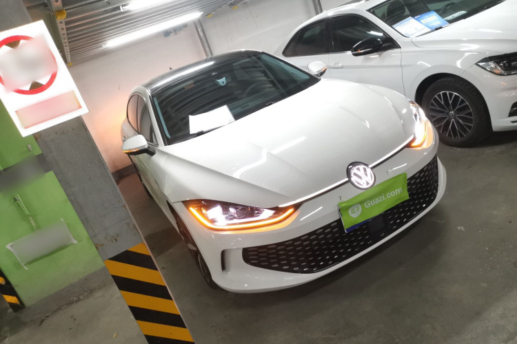 大众 2023款 凌渡L 280TSI DSG酷辣版车身外观3