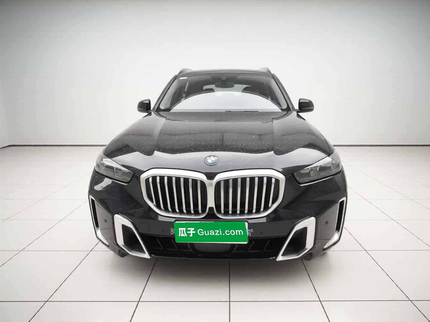 宝马X5 2023款 xDrive 30Li 尊享型M运动套装(1)