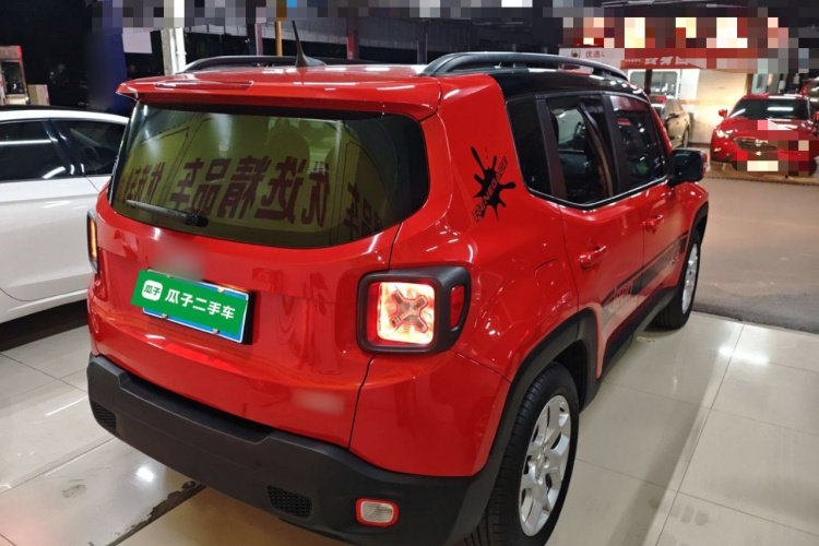 Jeep 自由侠 2017款 180T 自动高能版车身外观7