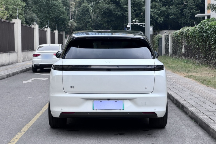理想汽车 理想L7 2023款 Pro车身外观6001