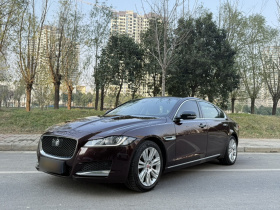 捷豹XFL 2017款 XFL 2.0T 240PS 尊享版