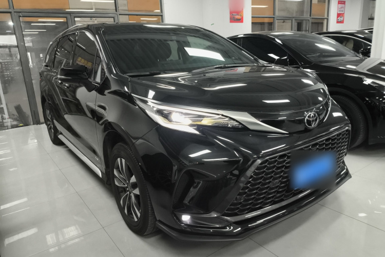 丰田 格瑞维亚 2024款 2.5L混动 豪华版车身外观3