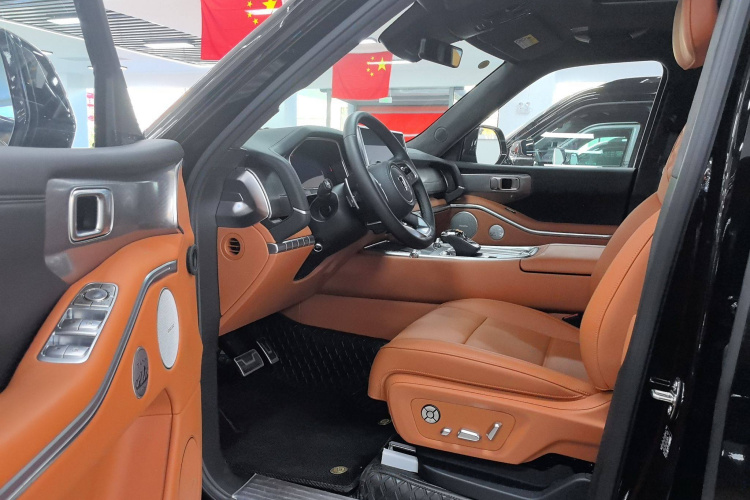 坦克700新能源 2024款 Hi4-T 极境版中控内饰7001