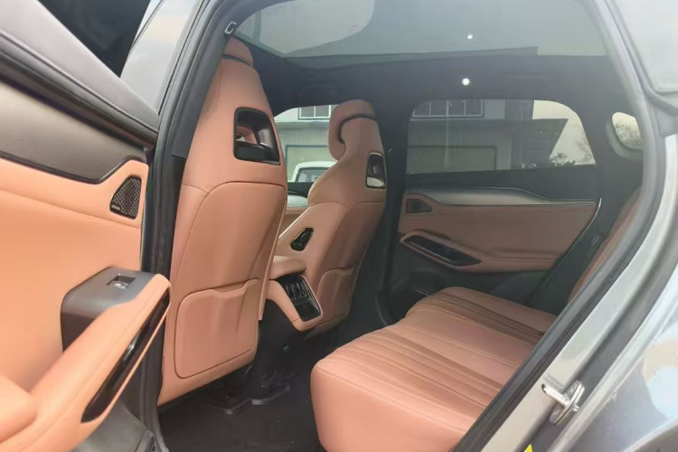 比亚迪 宋L EV 2024款 662km 卓越型中控内饰7004