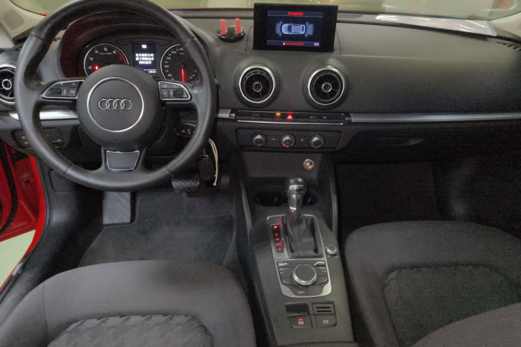 奥迪A3 2016款 Sportback 35 TFSI 领英型中控内饰12