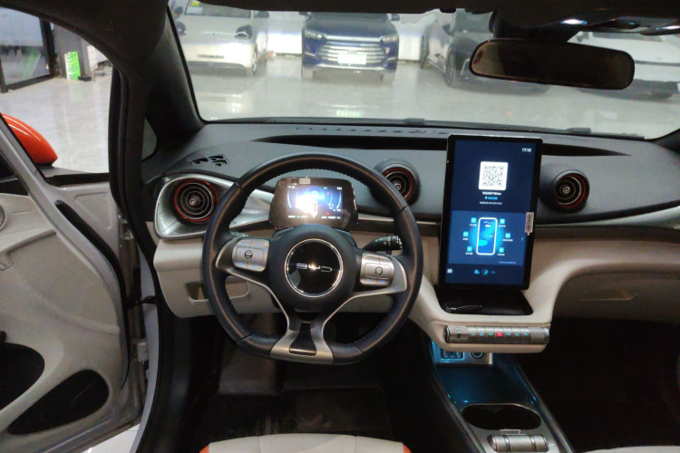 比亚迪 海豚 2021款 405km 时尚版中控内饰13