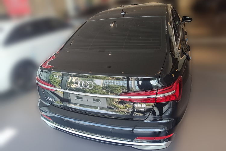 奥迪A6L 2023款 40 TFSI 豪华动感型车身外观6