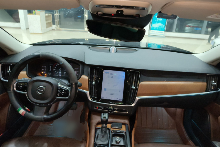 沃尔沃S90 2019款 T5 智逸版中控内饰7002
