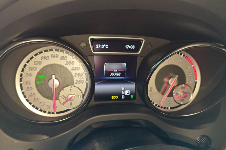 奔驰GLA(进口) 2015款 GLA 260 4MATIC局部细节14