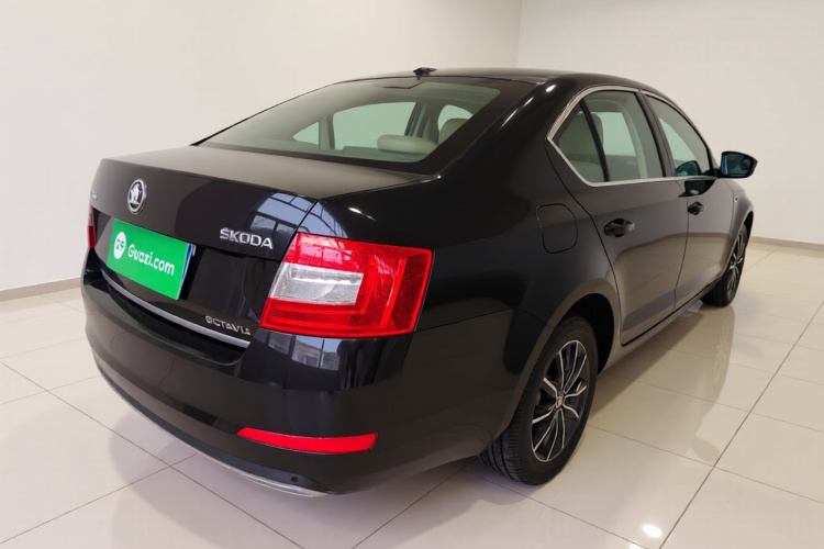 斯柯达 明锐 2016款 1.6L 自动智行版车身外观7