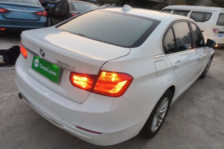 宝马3系 2014款 320Li 时尚型车身外观7