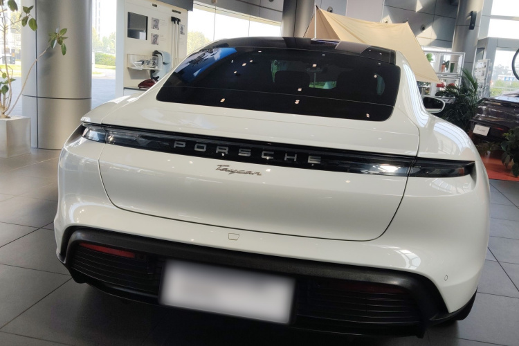 保时捷 2020款 Taycan车身外观6