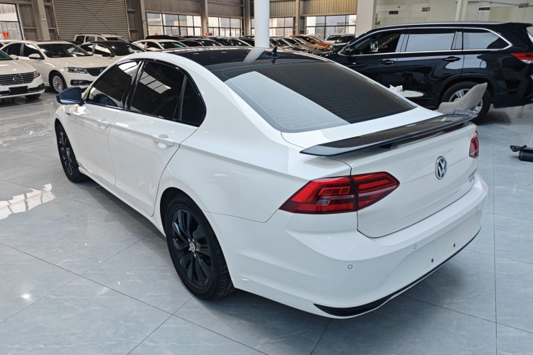 大众 凌渡 2021款 280TSI DSG豪华魅影版车身外观4