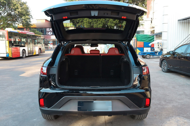 SERES赛力斯 赛力斯SF5 2021款 四驱自由远征版车身外观6015