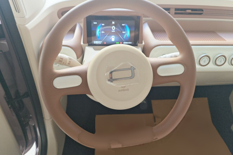 奔腾小马 2026款 222km 闪耀马中控内饰13