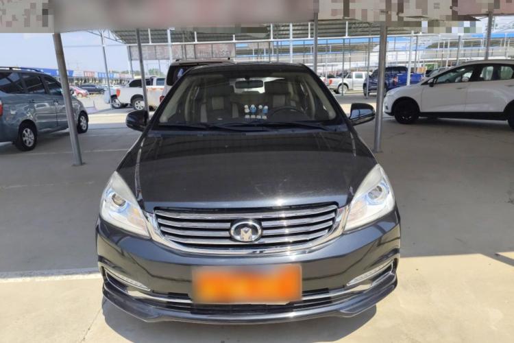 长城C30 2016款 1.5L 手动豪华型车身外观2