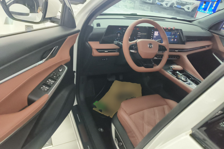 长安CS75 PLUS 2023款 第三代 1.5T 自动尊贵型中控内饰20