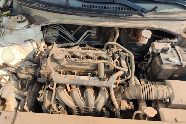 起亚K2 2017款 三厢 1.4L MT GLS局部细节24