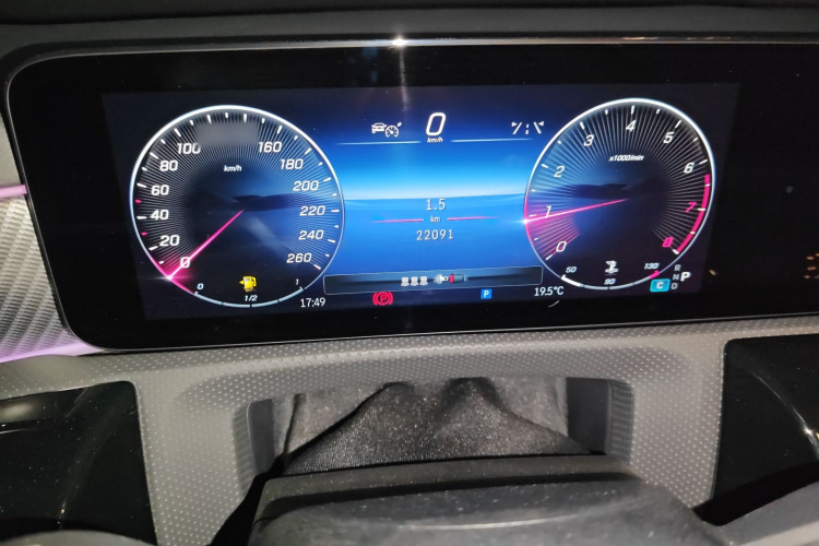 奔驰A级 2023款 A 200 L 时尚型局部细节14