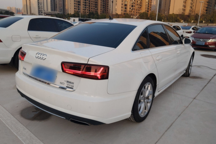 奥迪A6L 2016款 45 TFSI quattro 运动型车身外观6005
