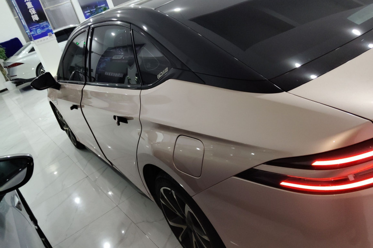 埃安 AION S Plus 2021款 70 科技版车身外观6003