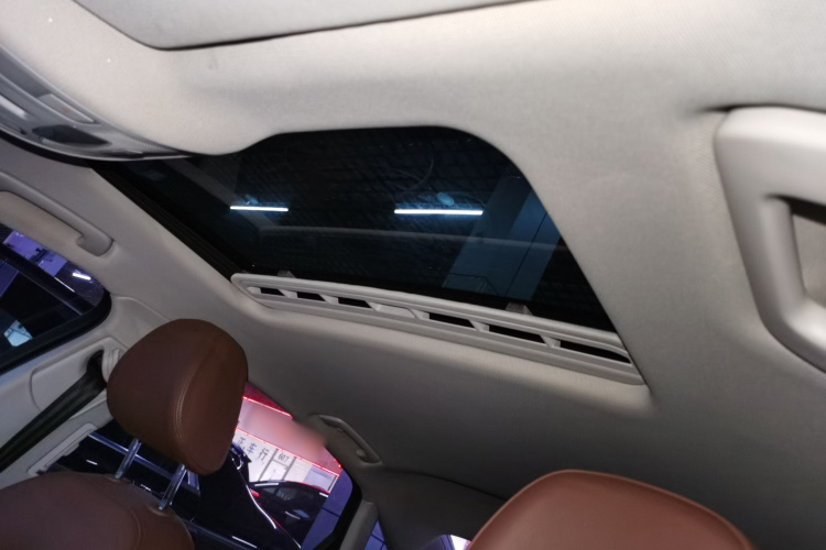 奥迪A6L 2018款 30周年年型 35 TFSI 时尚型局部细节22