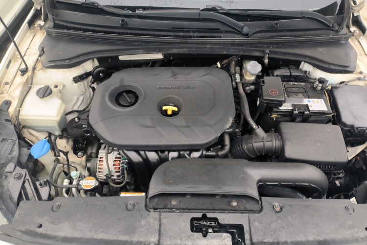 起亚K4 2017款 1.8L 自动GLS Special机舱底盘24