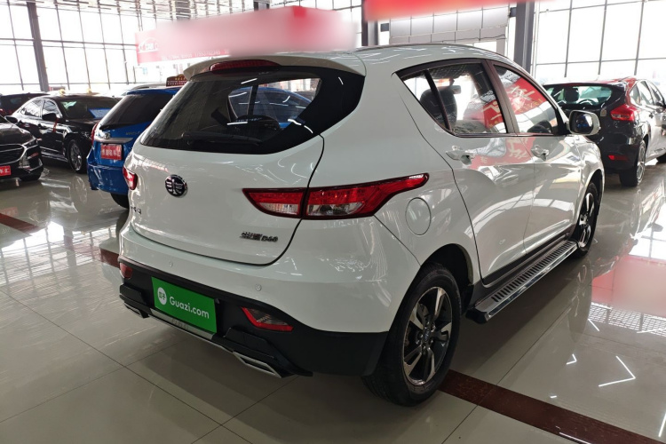 一汽 骏派D60 2015款 1.8L 自动舒适型车身外观6005