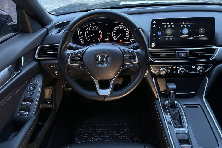 本田 英仕派 2022款 260TURBO 精致版车身外观6009