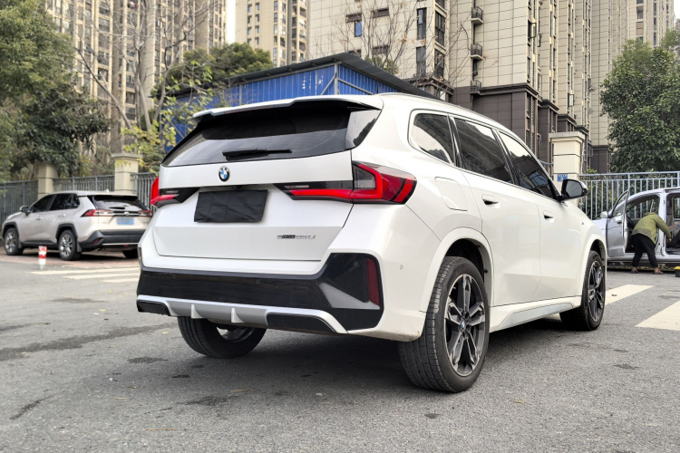 宝马X1 2023款 sDrive25Li M运动套装车身外观6003