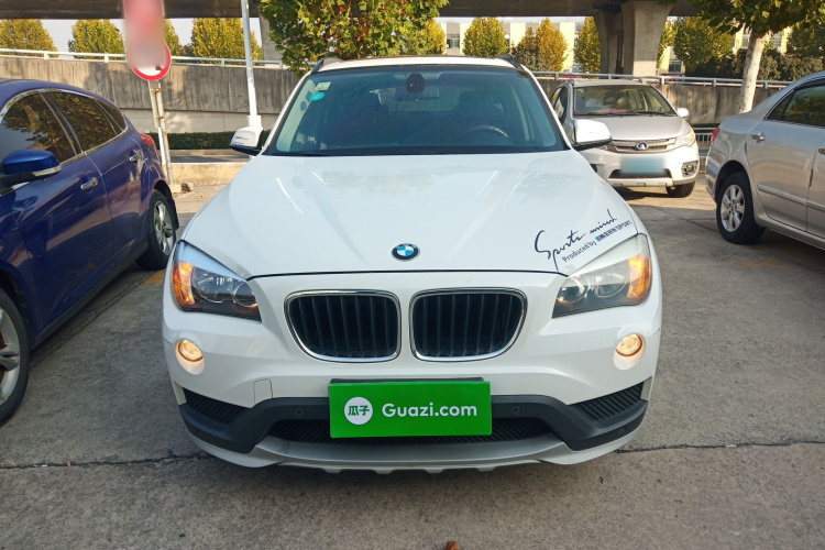 宝马X1 2015款 sDrive18i 时尚晋级版车身外观2