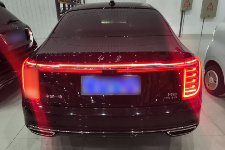 红旗H9 2020款 改款 2.0T 智联旗畅版车身外观6004