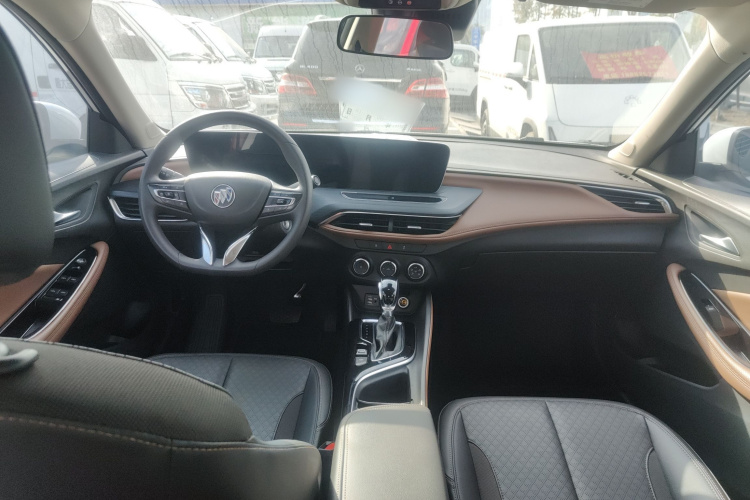 别克 威朗 2022款 Pro 533T 乐享版中控内饰7002