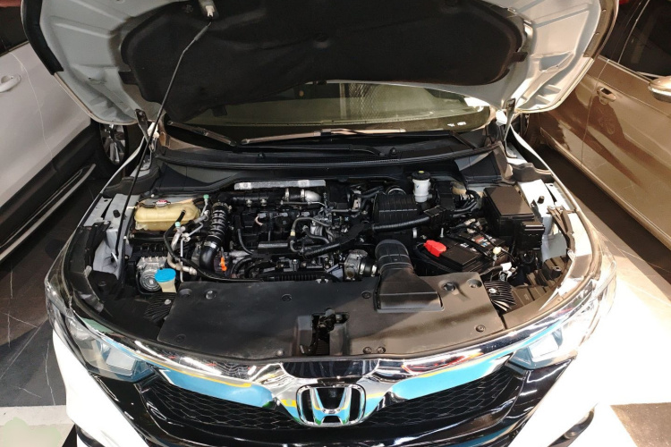 本田 凌派 2019款 180Turbo CVT豪华版 国VI机舱底盘24