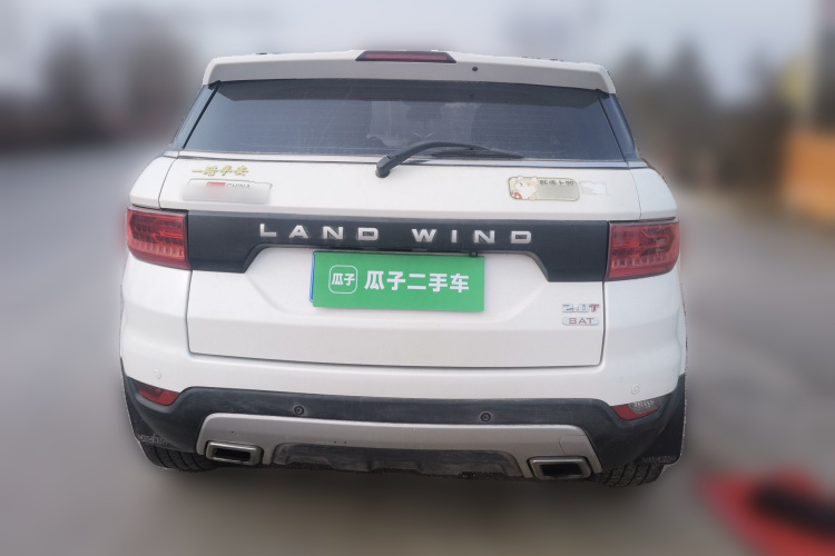 陆风X7 2015款 2.0T 全景旗舰版车身外观6