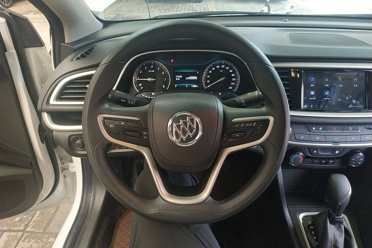 别克 英朗 2021款 改款 1.3T 自动轻混动精英型中控内饰13