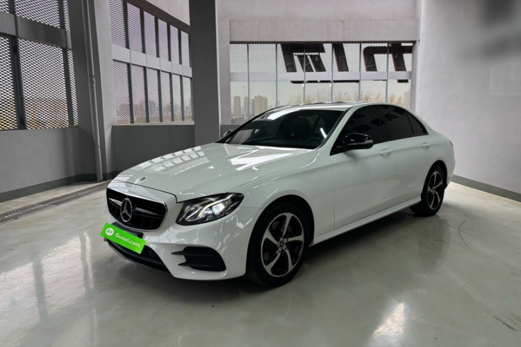 奔驰E级 2017款 E 200 运动型车身外观6007