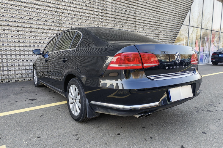 大众 迈腾 2015款 1.8TSI 领先型车身外观6005