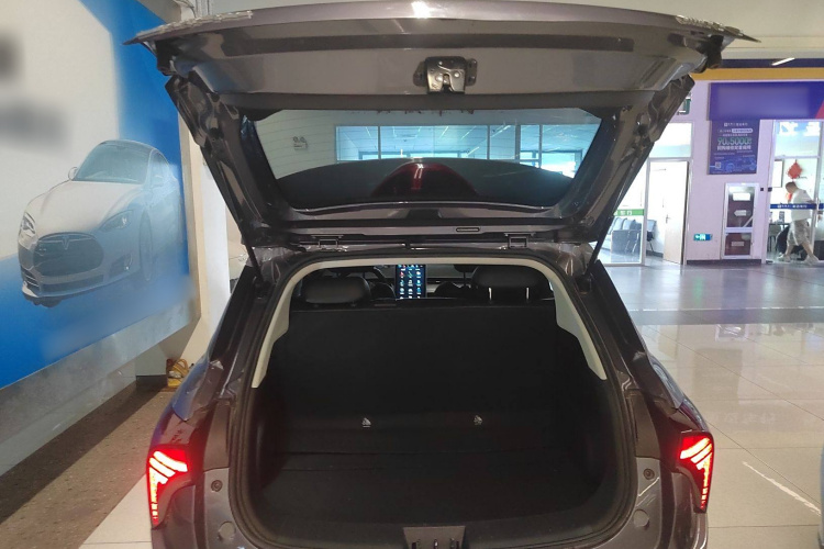 哪吒汽车 哪吒V 2022款 长续航行业定制版局部细节23